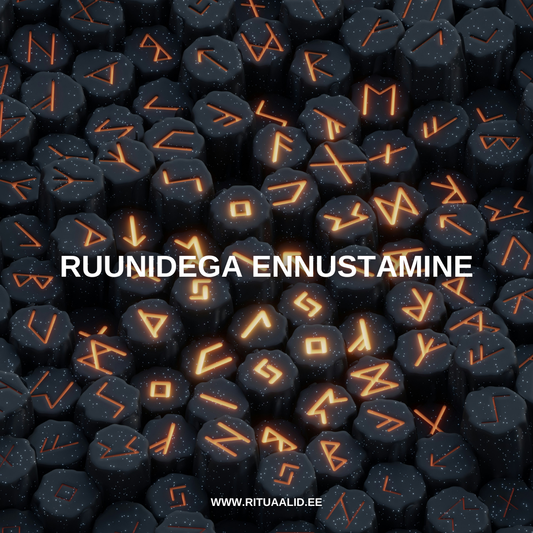 RUUNIDEGA ENNUSTAMINE